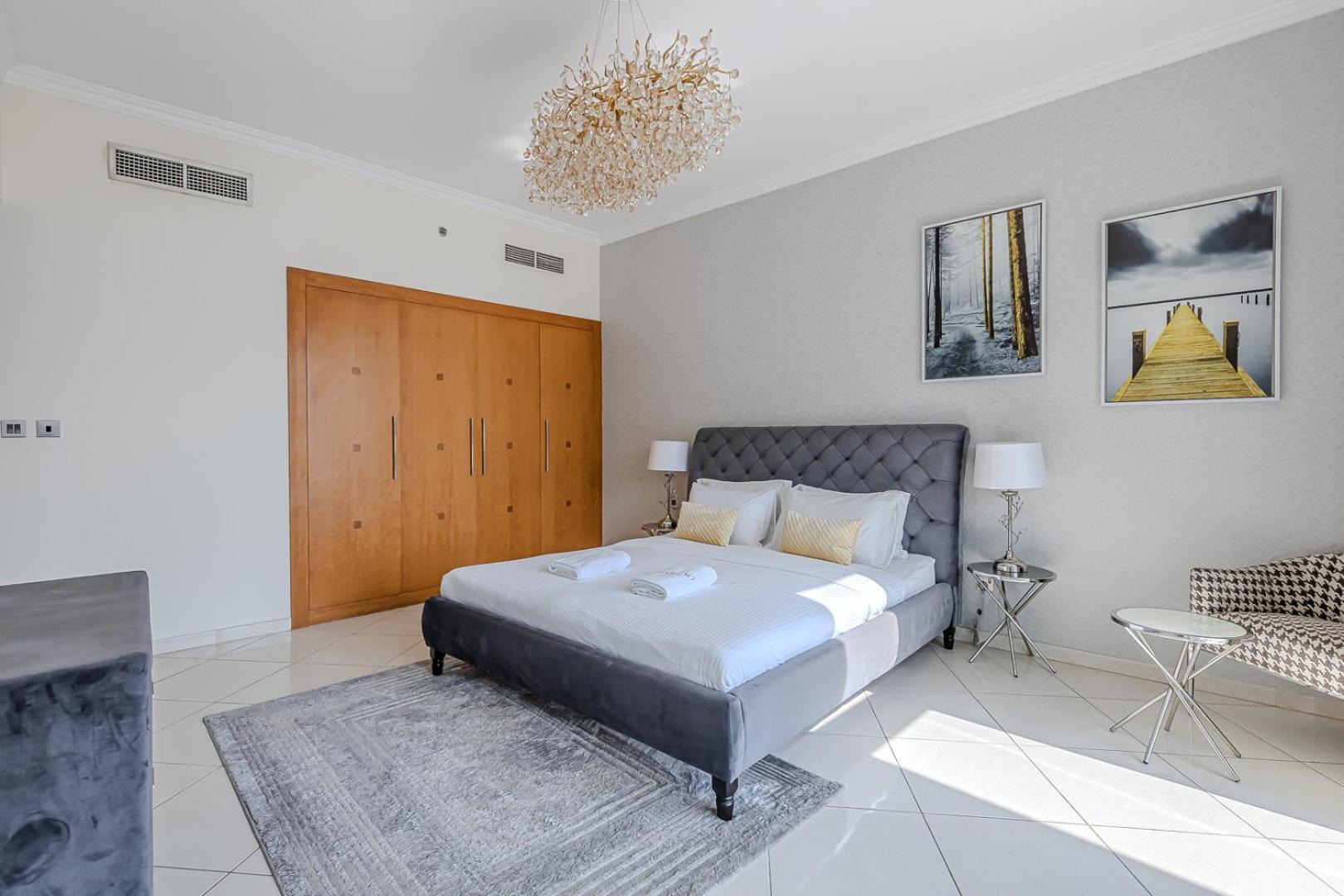 Appartement Spacious 3bdr In Marina With Office