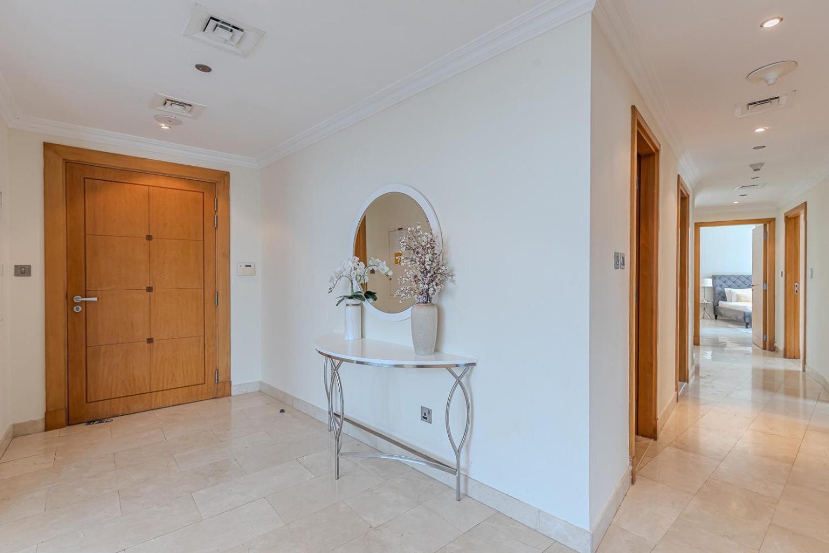 Spacious 3bdr In Marina With Office Appartement