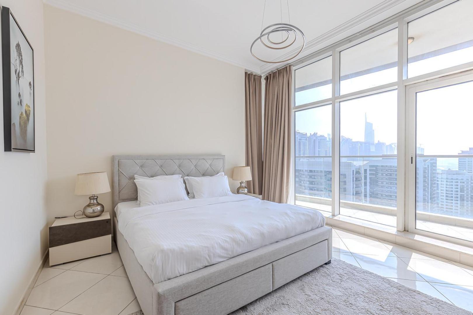 Appartement Spacious 3bdr In Marina With Office Dubai
